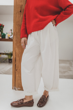 Брюки-бананы из джинсы Айвори