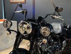 Harley-Davidson Freewheeler Black/Black 2023