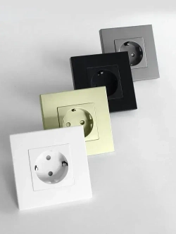 Розетка одинарная электрическая с заземлением, белый пластиковый корпус, защитные шторки для детей,16А,250В.