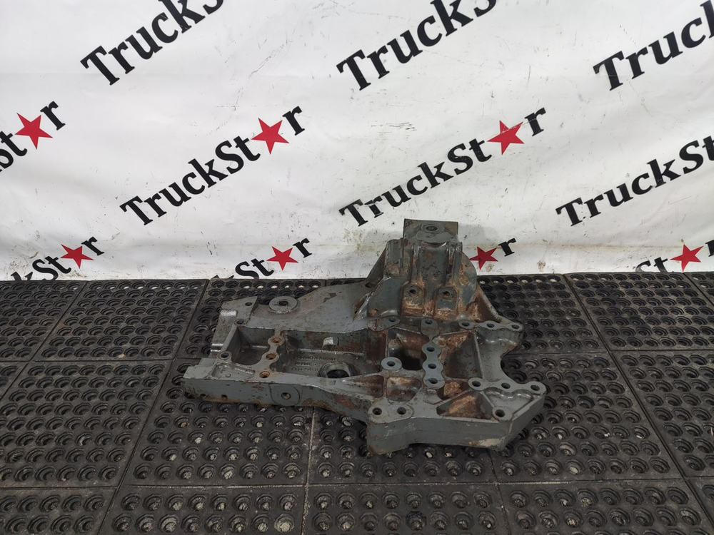 Кронштейн рессоры передней левый 2023г