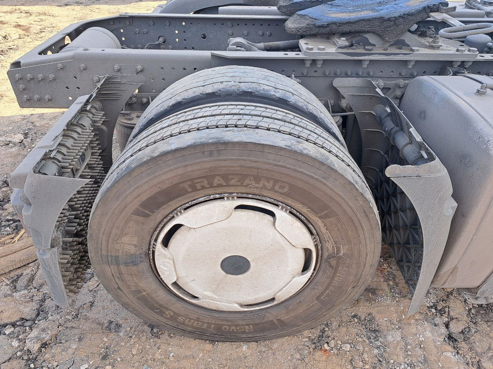 Shacman (Shaanxi) SX* 4x2 Седельный тягач SX4188YY381 (Дизельный, 12,5 л, 473 л.с., МТ)