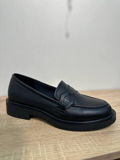 Лоферы из натуральной кожи