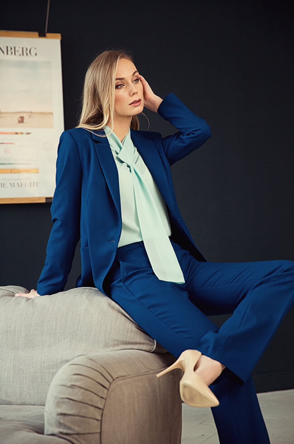 22183 Блузка женская (бирюзовый)