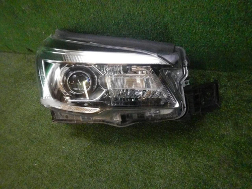Фара правая Subaru Forester 5 SK (2018-2021) LED