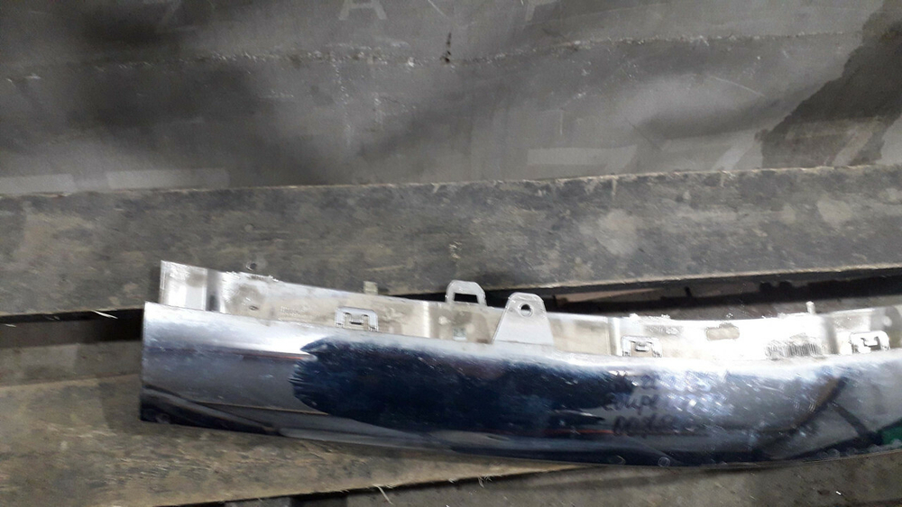 Накладка переднего бампера Mercedes GLE (C292) 15-19 Б/У Оригинал A2928852200