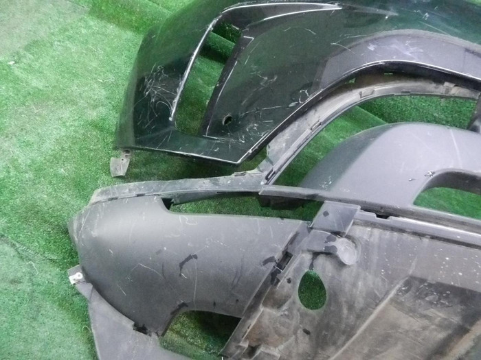 Бампер передний Land-Rover Discovery 5 (2016-2021)