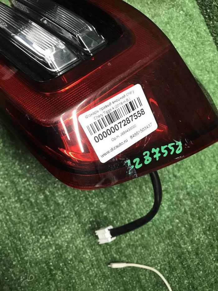 Фонарь правый внешний Chery Tiggo 4 (2018-2023)