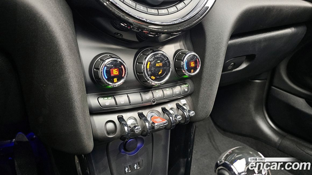 Mini Cooper Convertible Basic (10.2020)