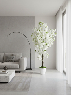 Сакура 170см белая в кашпо