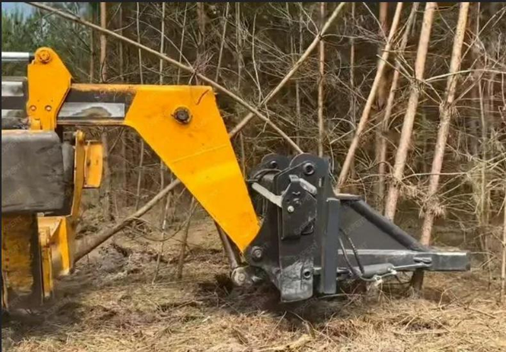 Корчеватель деревьев и пней на Телескопический погрузчик Bobcat