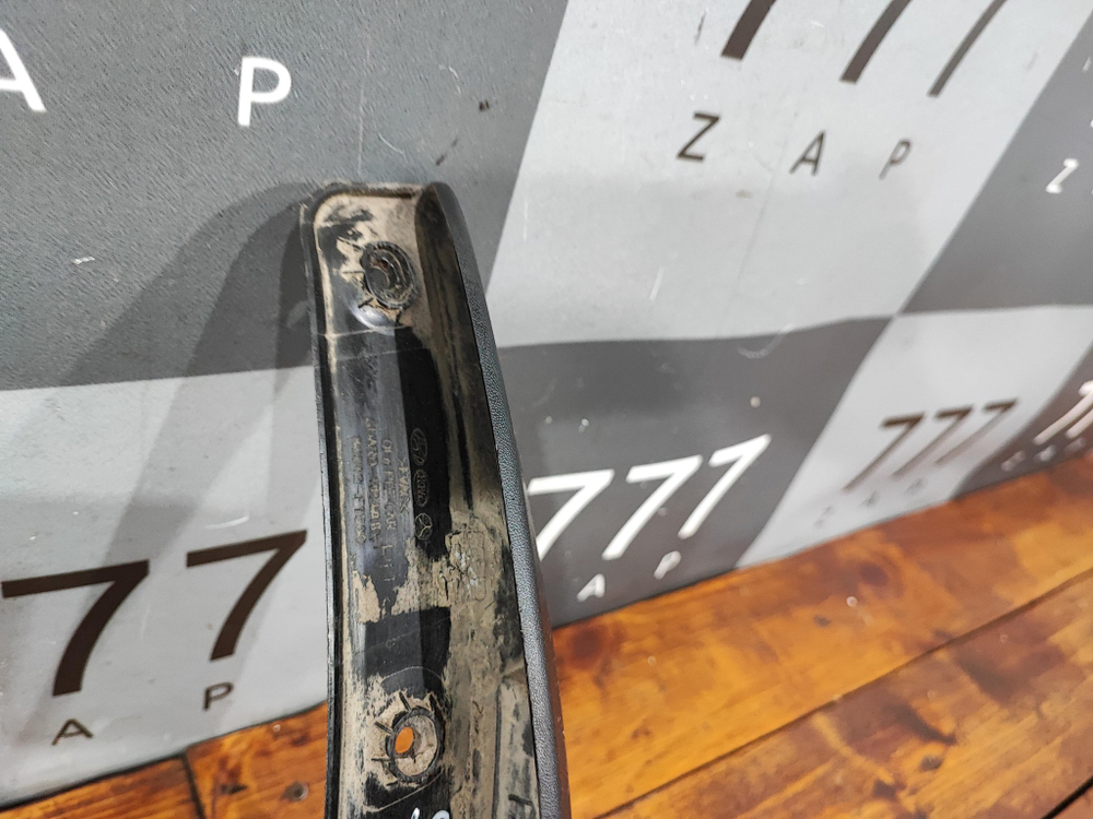 Брызговик задний правый Kia Sportage 4 (QL) 18-22 Б/У Оригинал 86842F1500