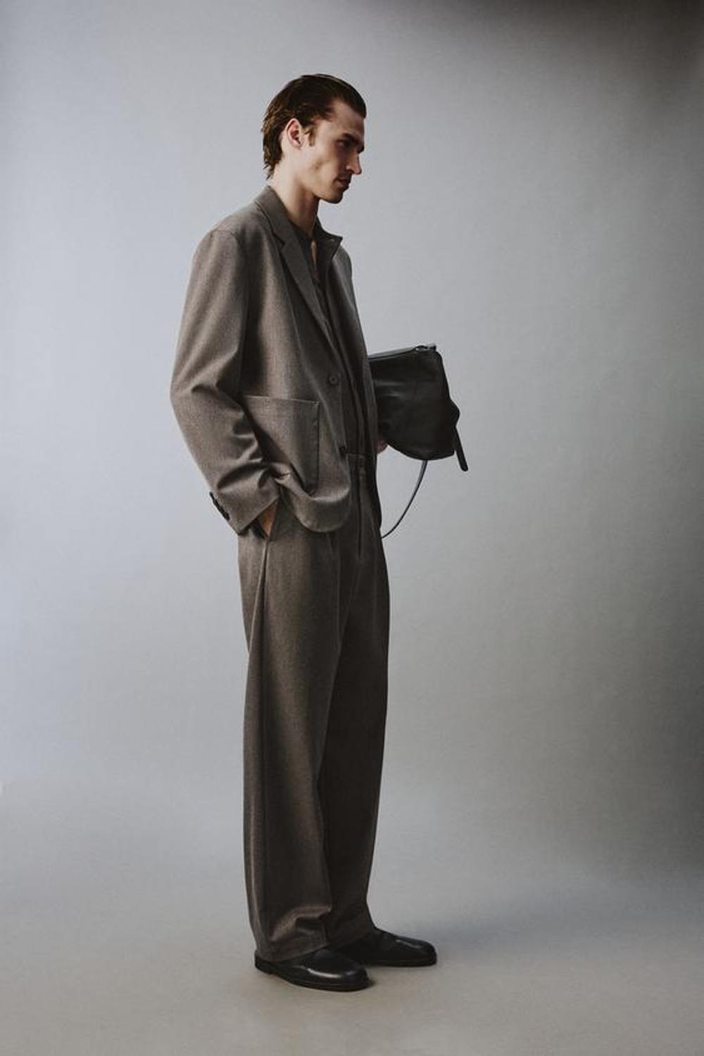 ZARA КОСТЮМНЫЕ БРЮКИ WIDE FIT ИЗ РЕЛЬЕФНОЙ ТКАНИ, СЕРО-КОРИЧНЕВЫЙ