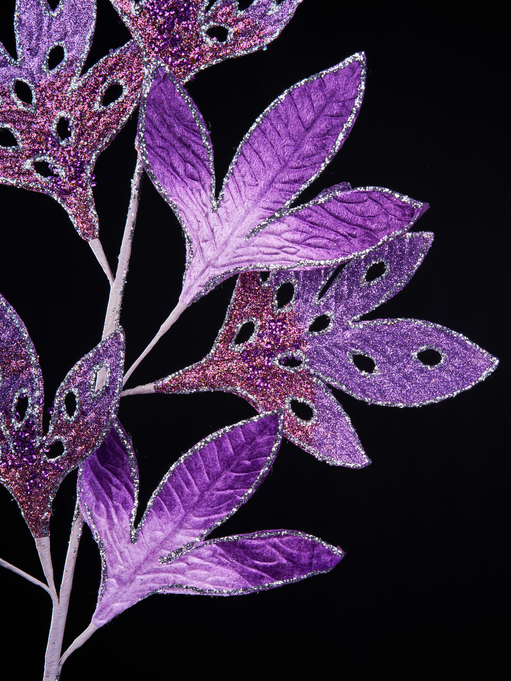 Веточка с листьями 36х74см ChristmasDeLuxe фиолетовая