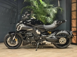 Мотоцикл Ducati Diavel V4 (2025)
