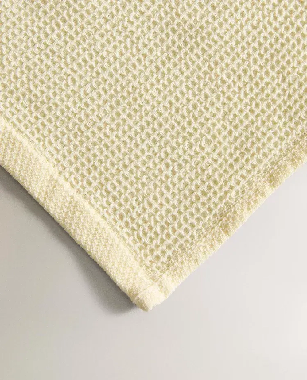 ZARA HOME ВАФЕЛЬНОЕ БАННОЕ ПОЛОТЕНЦЕ, ЖЕЛТЫЙ