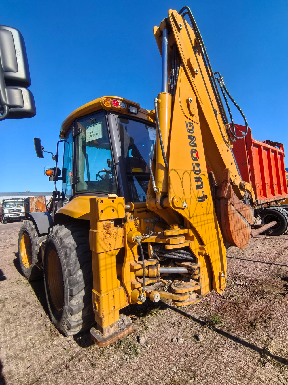 LUGONG LG* Экскаватор-погрузчик LG388H (Дизельный, 4,8 л, 102 л.с., АТ)