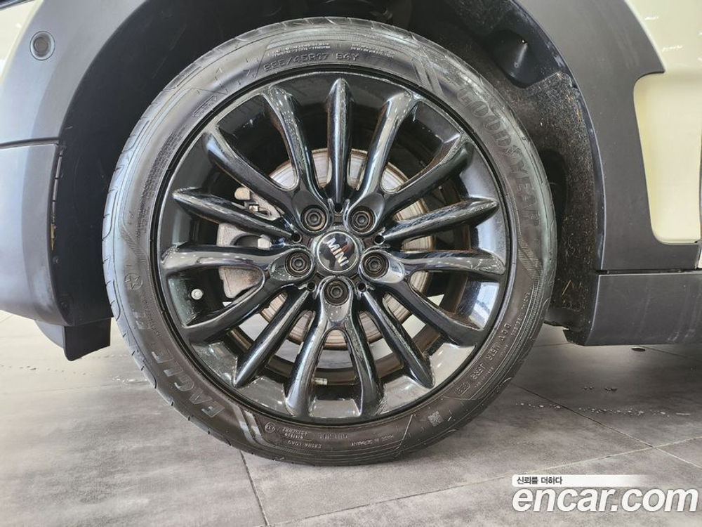 Mini Cooper Clubman Classic Plus 라이트 (08.2021)