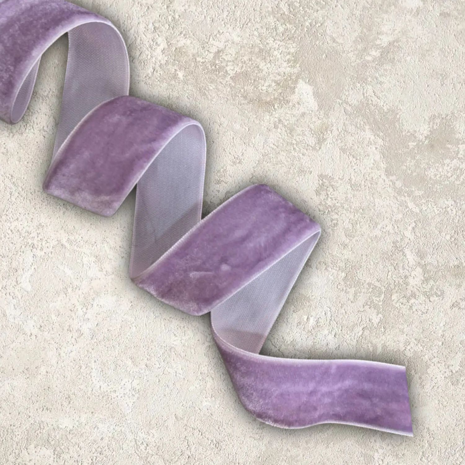 лента бархатная 2,5см  лиловый 82 (1метр)