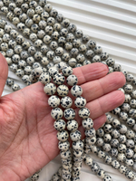 Нить бусин из яшмы 10,5мм