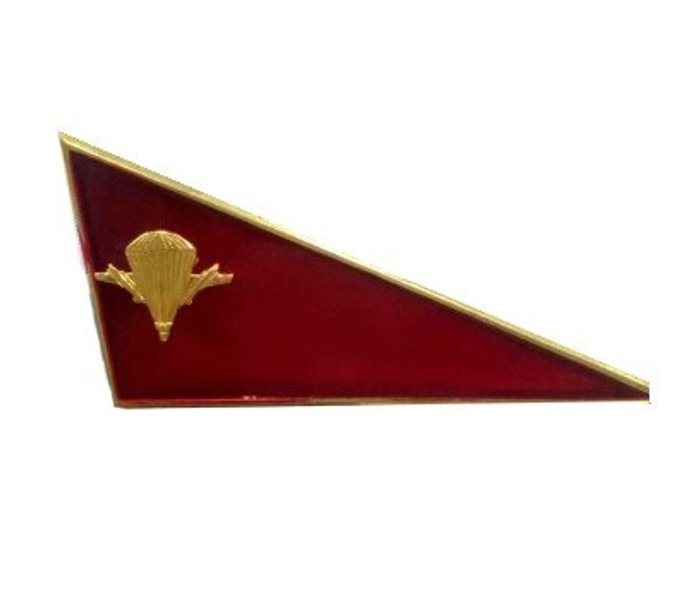 Флажок на берет ВДВ (красный с эмблемой ВДВ)