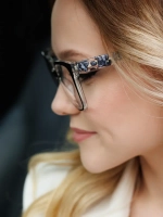 Пластиковая оправа для очков зрение