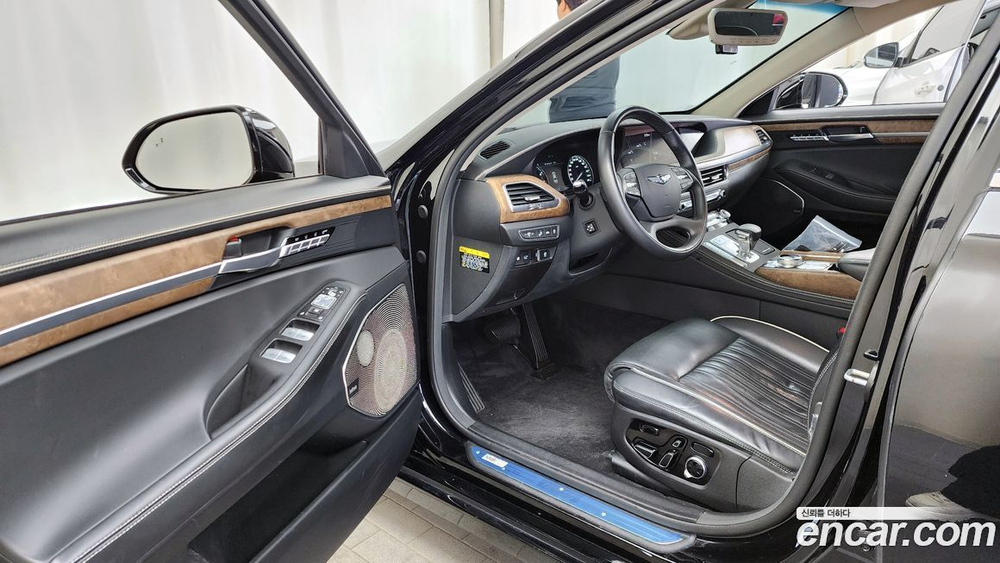 Genesis G90 3.8 AWD (03.2020)