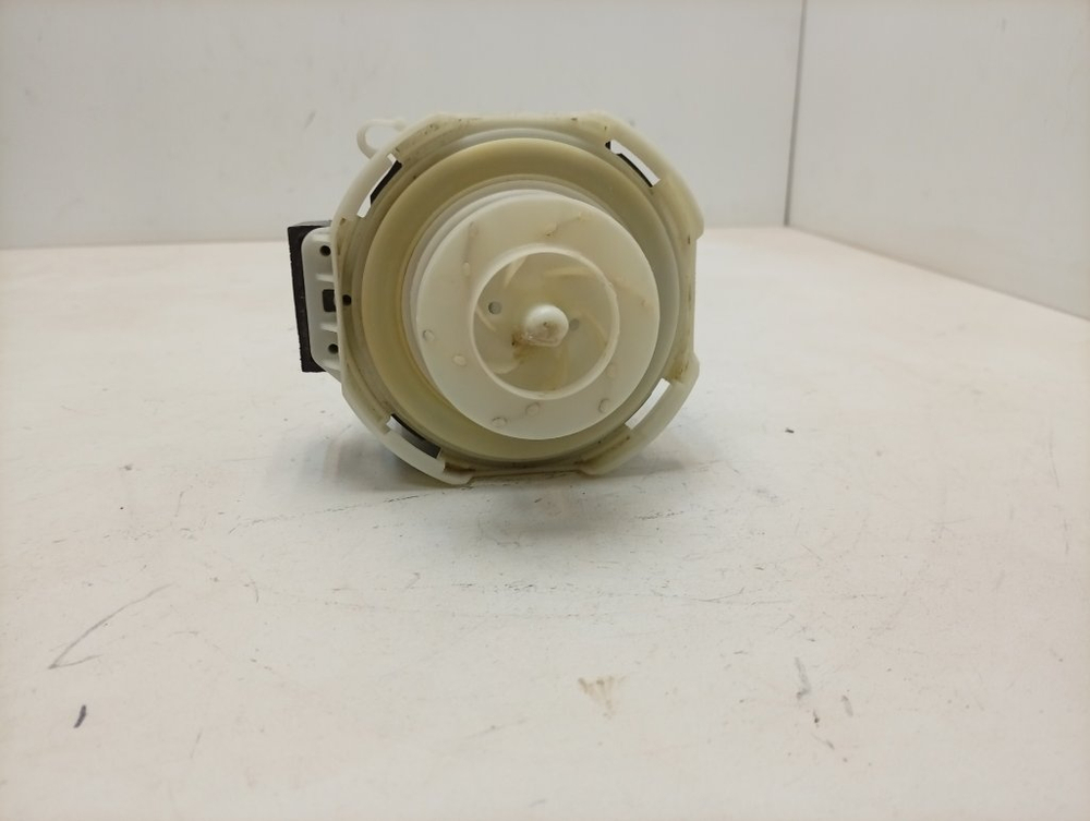 WP79/2 ктп6 Циркуляционный насос посудомоечной машины Indesit, Whirlpool C00257903 б/у