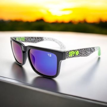 Очки солнцезащитные Spy+ Sunglasses HELM Black Gray split