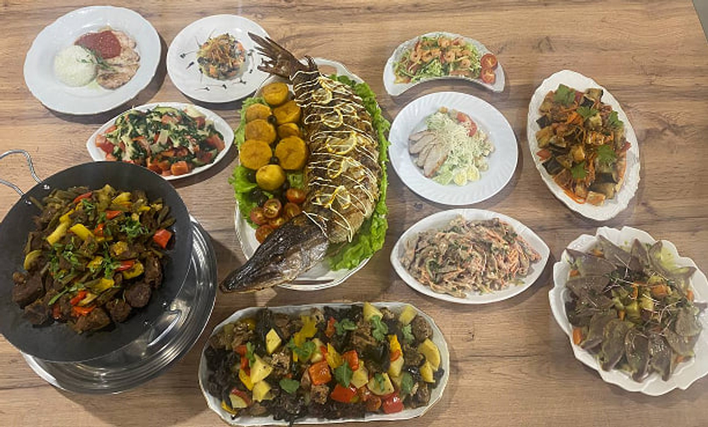 Национальные блюда сделают любое торжество особенной.