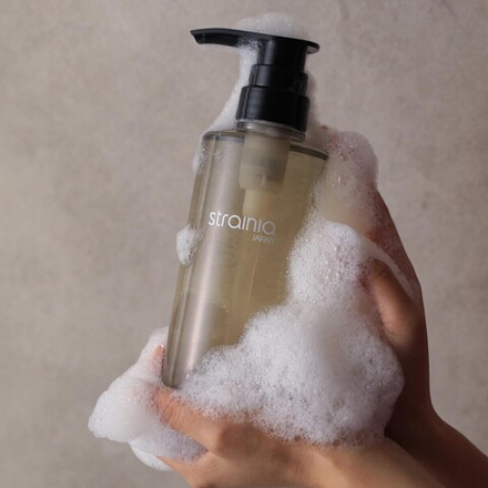 Восстанавливающий шампунь для гладкости волос Strainia Care Straight Shampoo