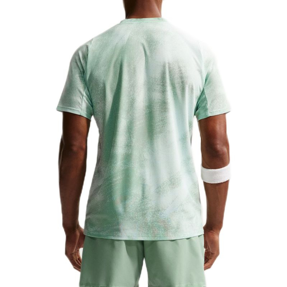 Мужская теннисная футболка Nike Court Paris Slam Advantage Dri-Fit Tennis - barely green/steam/black