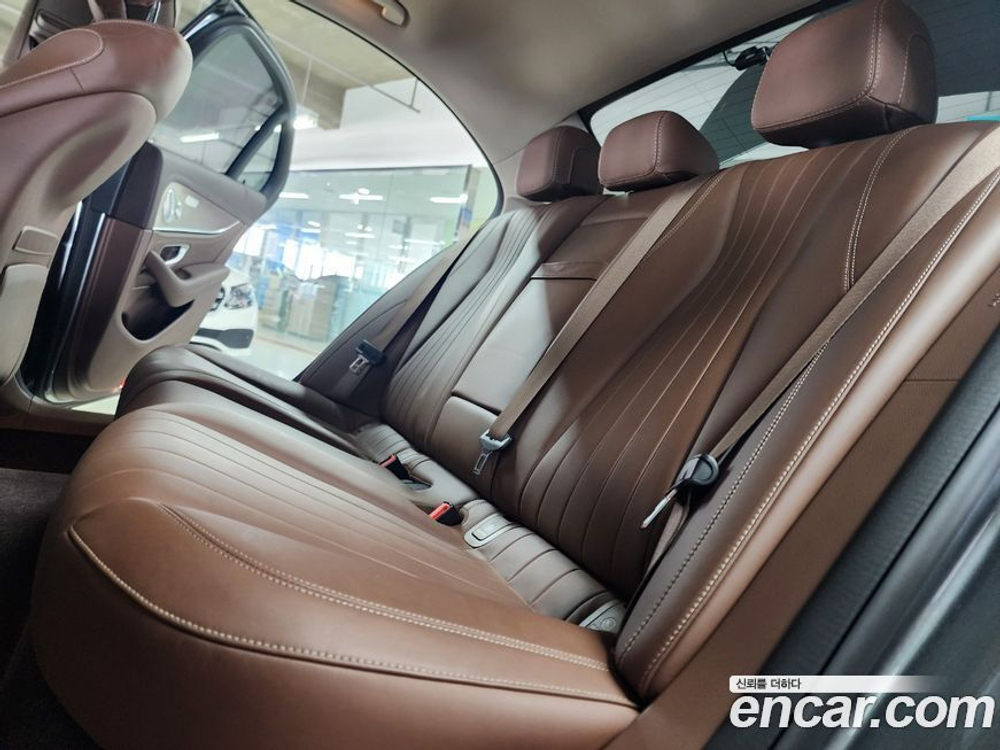 Mercedes-Benz E-Class W213 E300e 4MATIC Exclusive (06.2020)