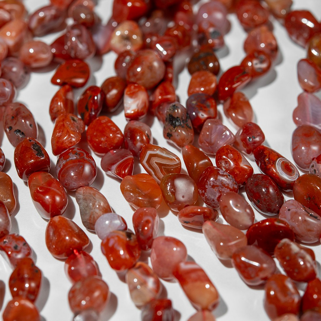 Яшма красная натуральная, фриформ, 5-10мм