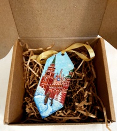 Ёлочная игрушка  Конфета с росписью "Москва" на голубом