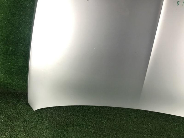 Капот Bentley Bentayga (2015-2020)