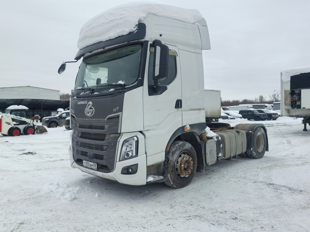 CHENGLONG H7 4x2 Седельный тягач LZ4181H7AB (Дизельный, 12.2 л, 462 л.с. АТ)
