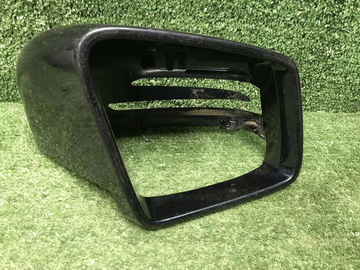 Крышка зеркала правая Mercedes M GLE W166 (11-18)