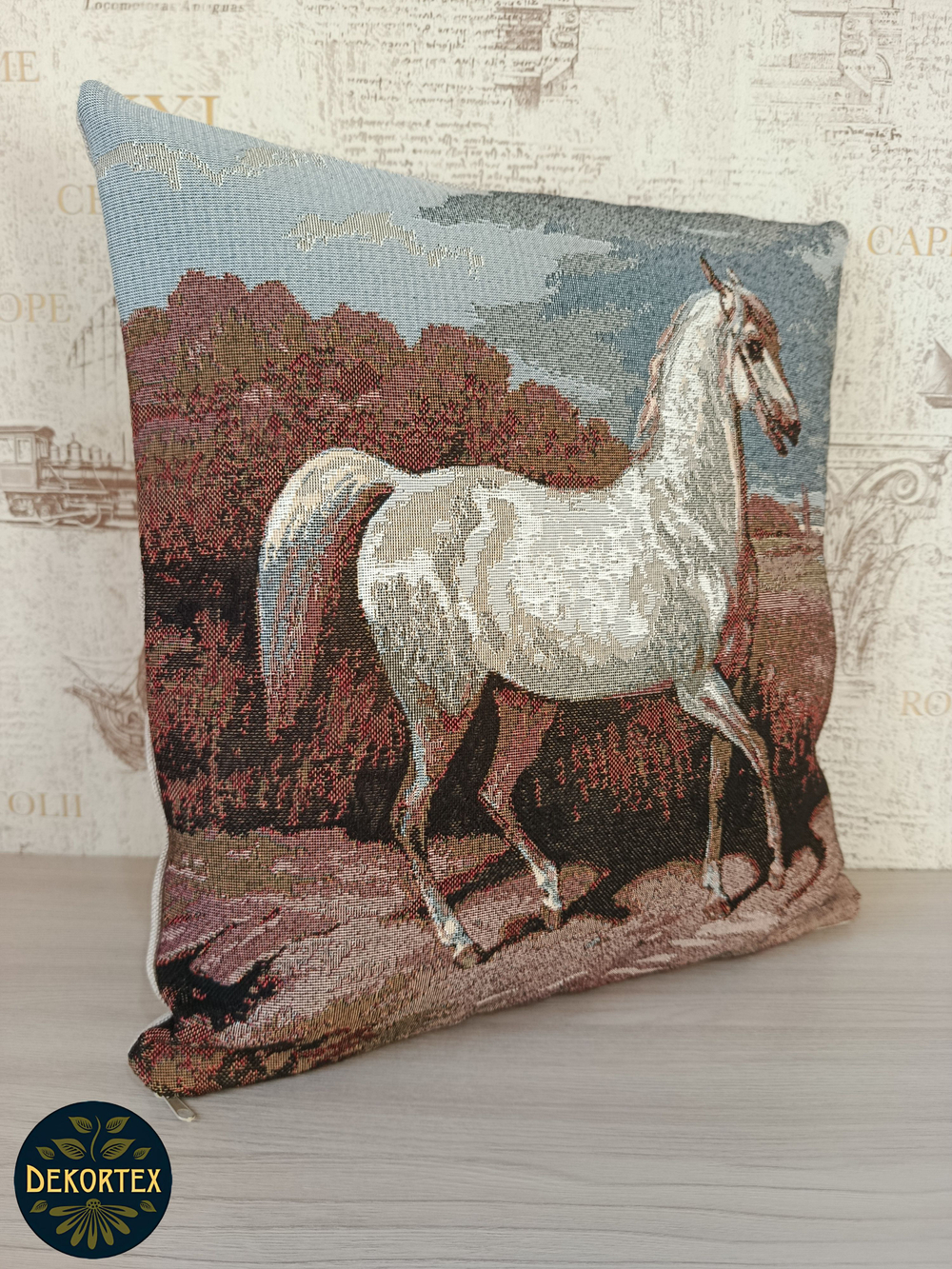 Декоративный гобеленовый чехол для интерьерной подушки Сметанка 38*38