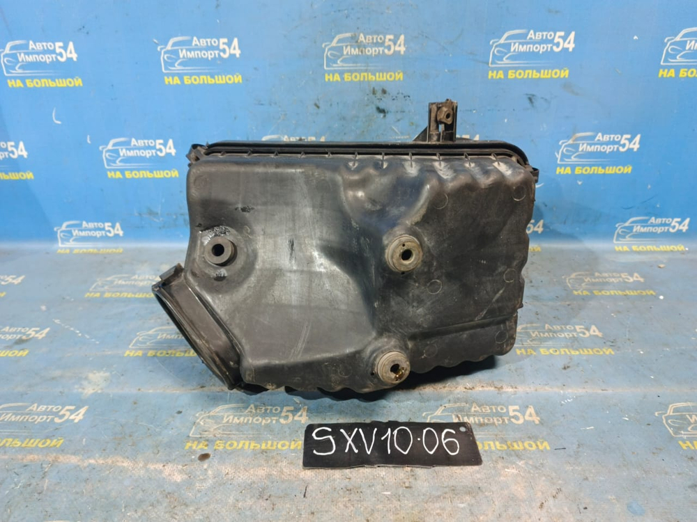 Корпус воздушного фильтра TOYOTA CAMRY 1993