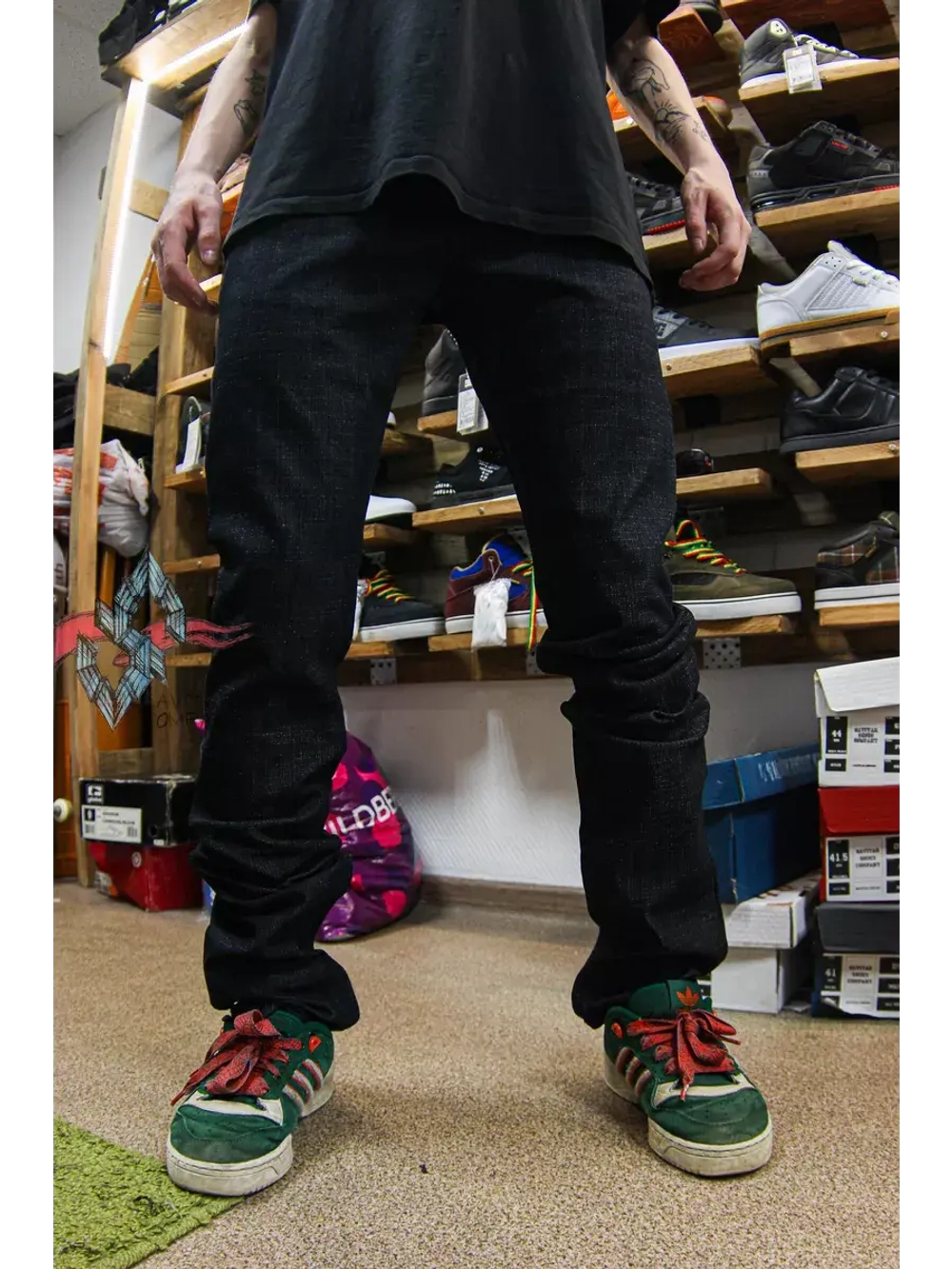 Джинсы прямые трубы от Savitar Shoes Company