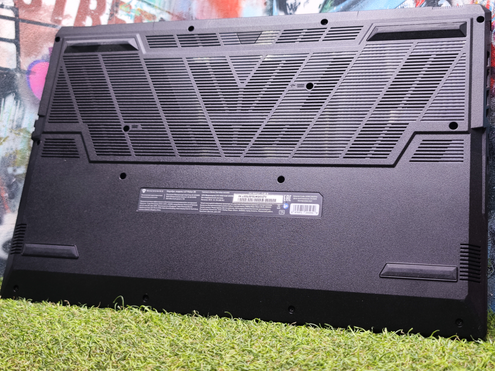 MACHENIKE L17 i5-12450H/RTX 4050/16Gb/1Tb/144Hz/FHD/IPS/Pulsar L