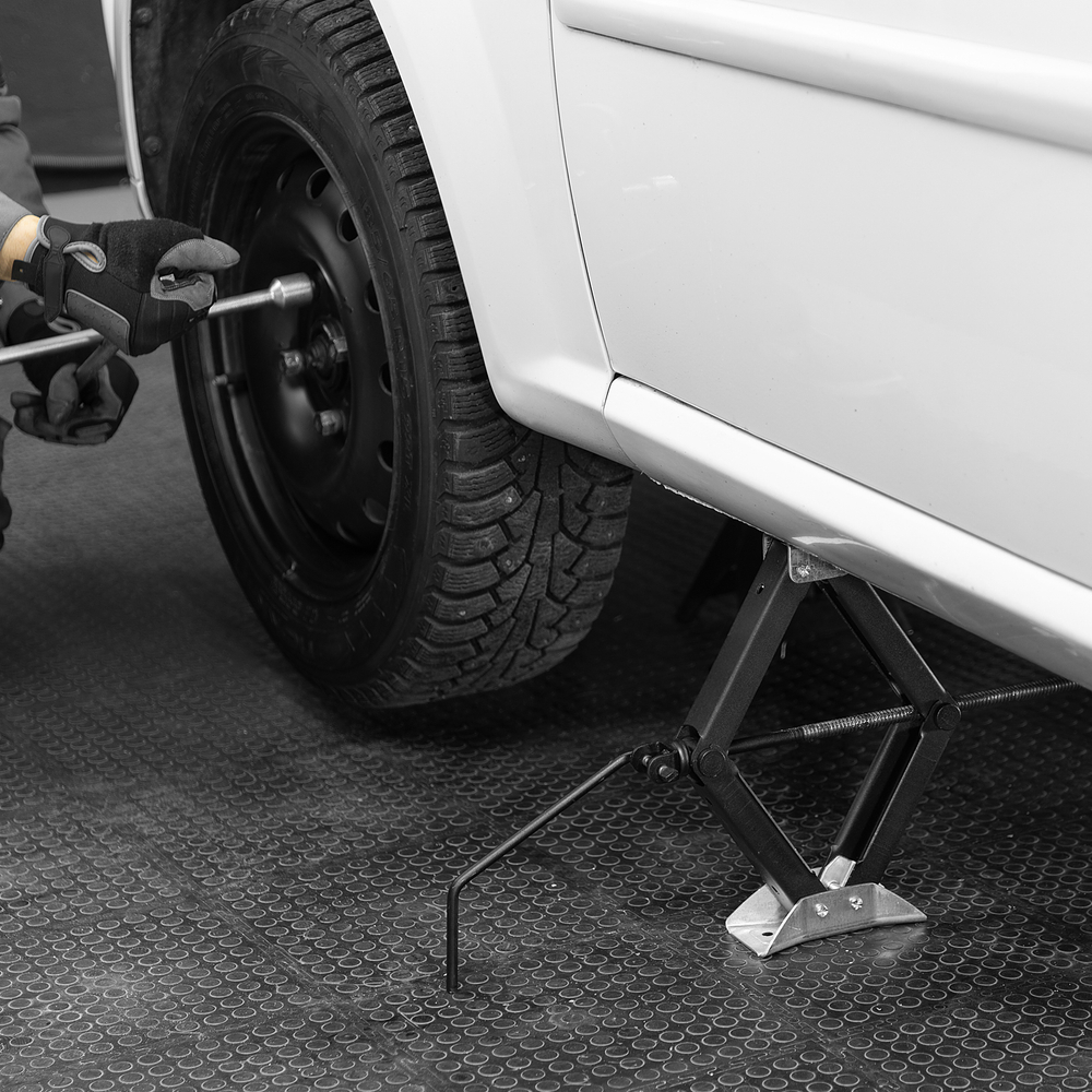 Домкрат ромбический винтовой универсальный ТУ 5.16-469-0213-04, 1.2 т, 75-345 мм