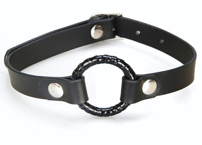 Чёрный кляп с кольцом (Цвет: черный)