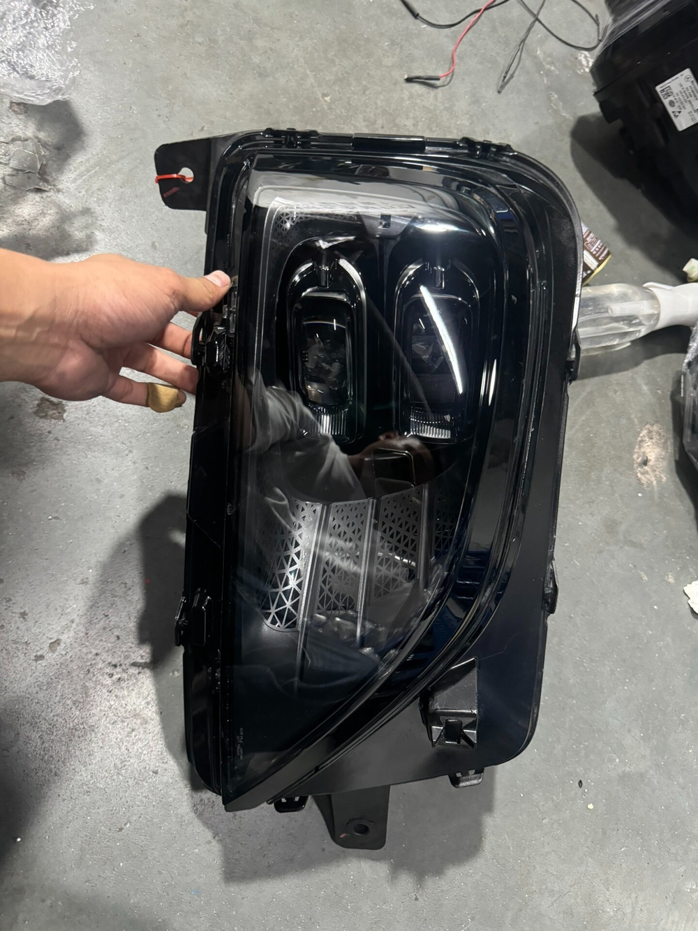 Фара передняя в сборе на XPeng G6/P7/G3 (оригинал)