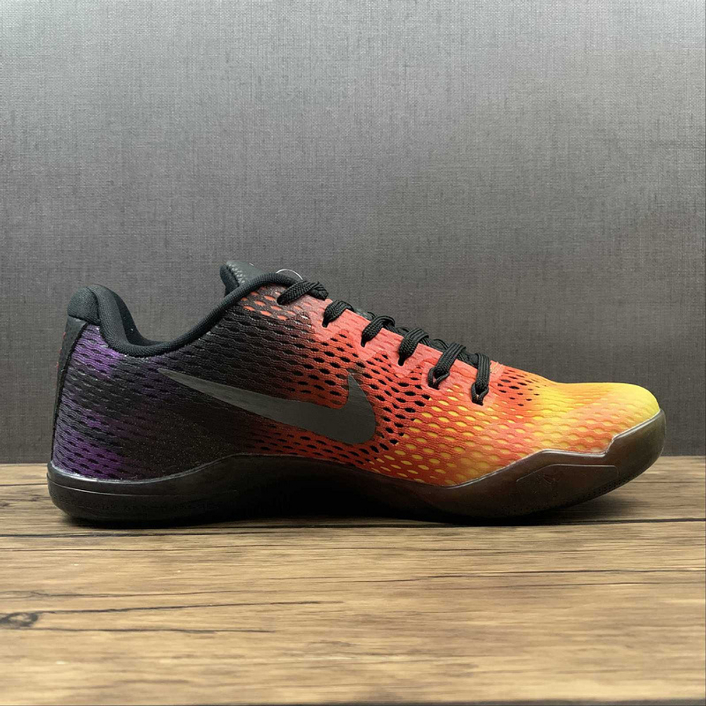 Купить баскетбольные кроссовки  Nike Kobe 11 Sunset