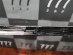 Накладка решетки радиатора Mercedes E W213 20- БУ Оригинал A2388881700