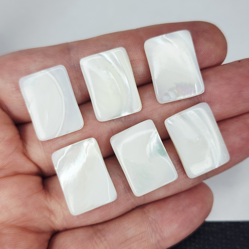 Перламутр натуральный, бусина прямоугольник, р-р 18×13мм, штучно