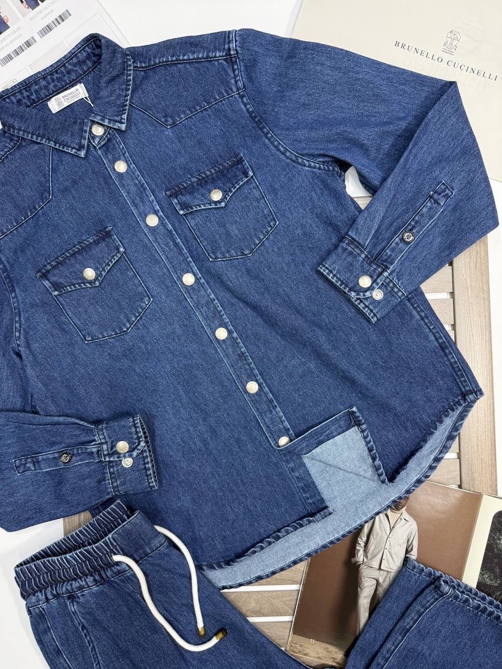 Джинсовый костюм Brunello Cucinelli