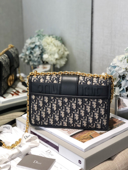 Christian Dior 30 Montaigne Chain Bag