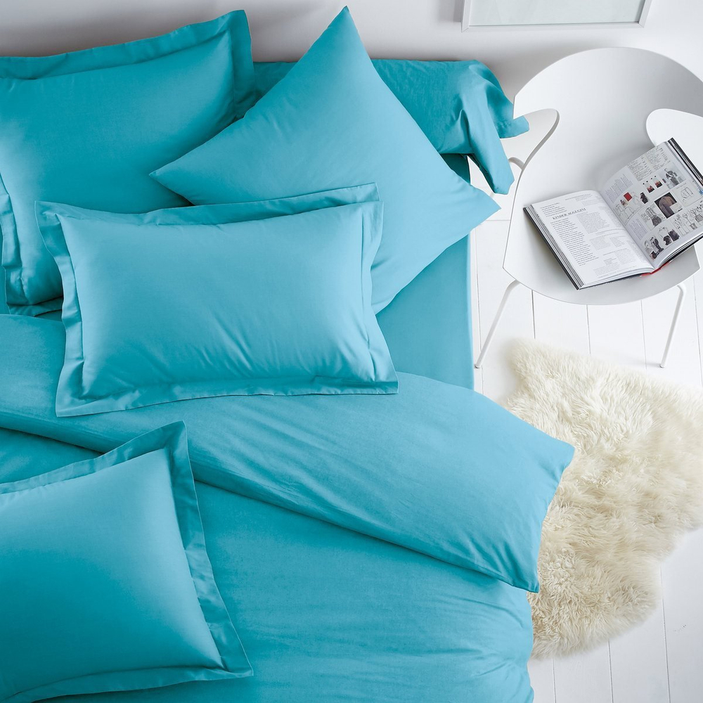 Простыня на резинке 180x200 Сaleffi Tinta Unito с бордюром бирюзовая Италия